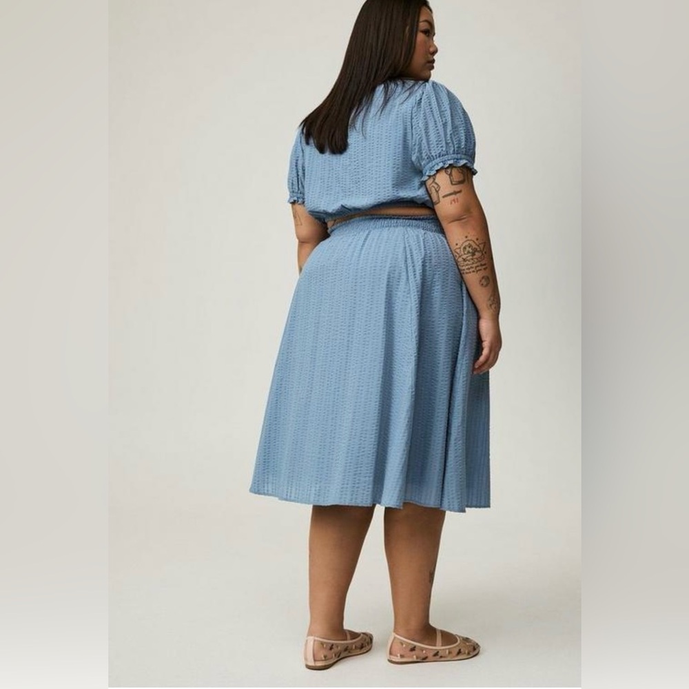 Torrid Mountain Spring Blue Midi Seersucker Smocked Crop Top & Skirt Set, NEW! - Picture 6 of 12